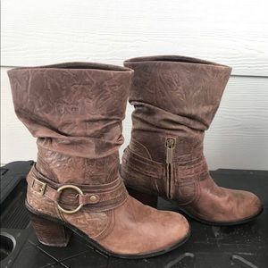 Harley Davidson distressed boots